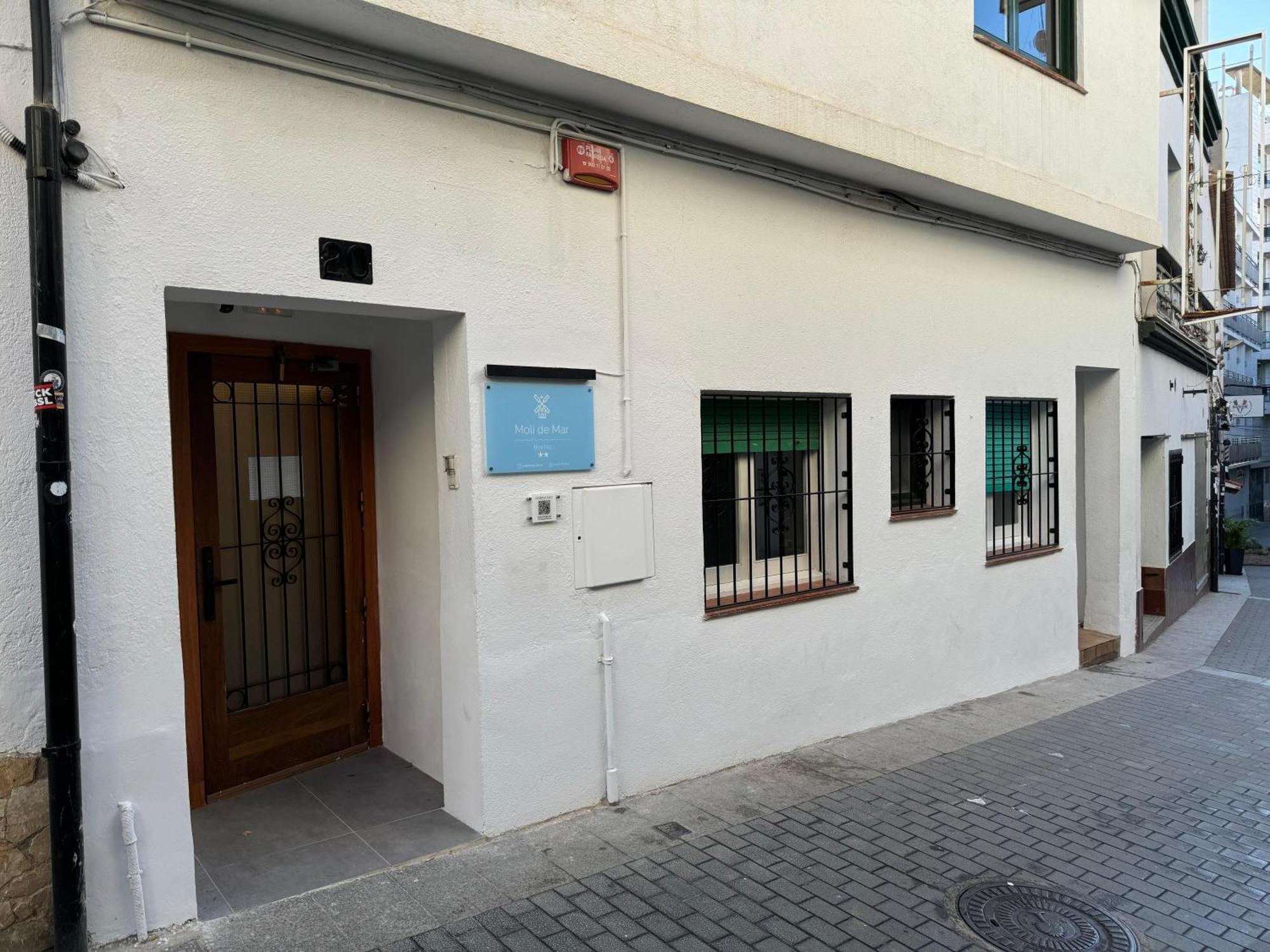 Hostal Y Apartamento Moli De Mar Lloret de Mar Exterior photo