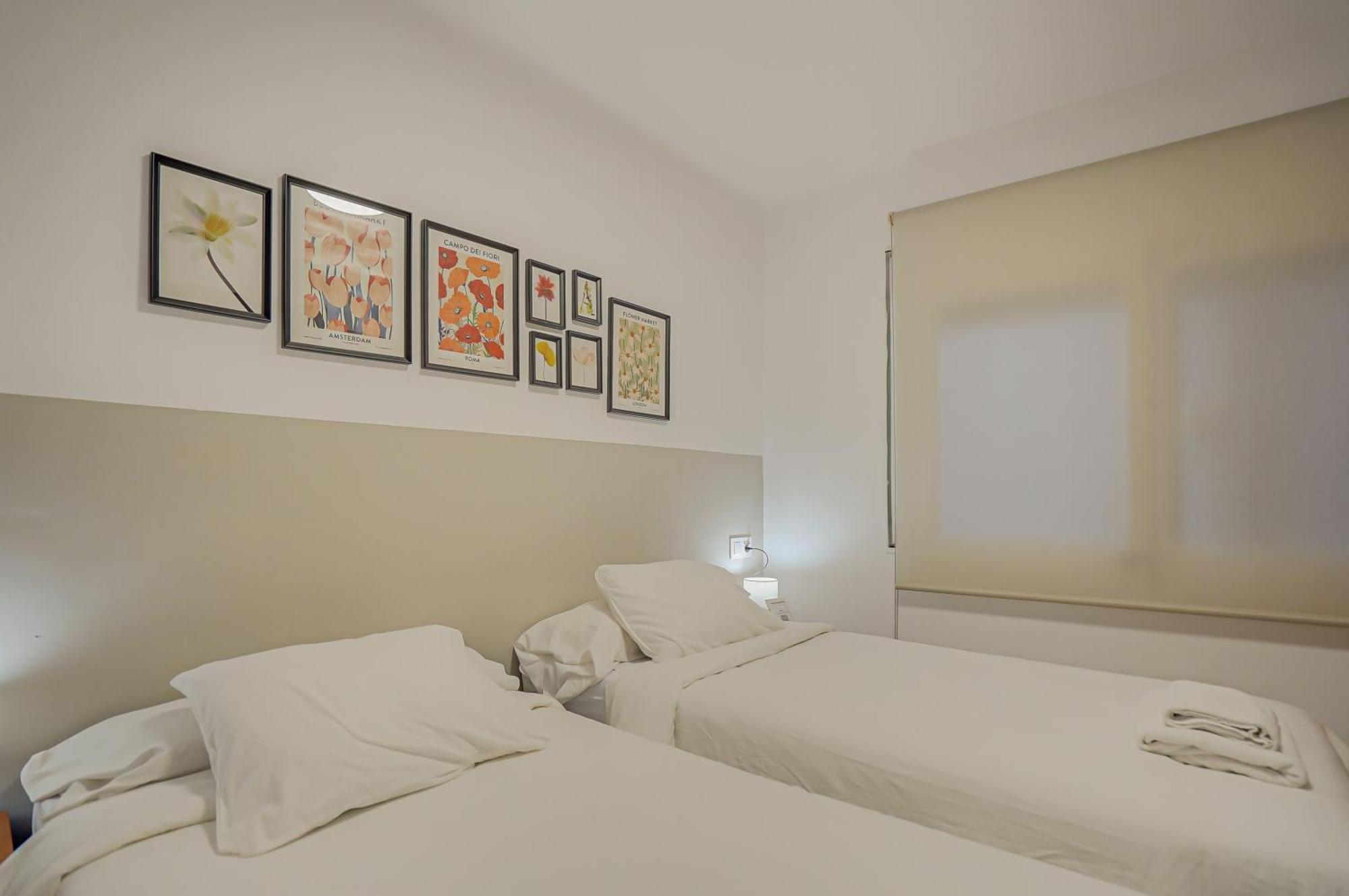 Hostal Y Apartamento Moli De Mar Lloret de Mar Exterior photo